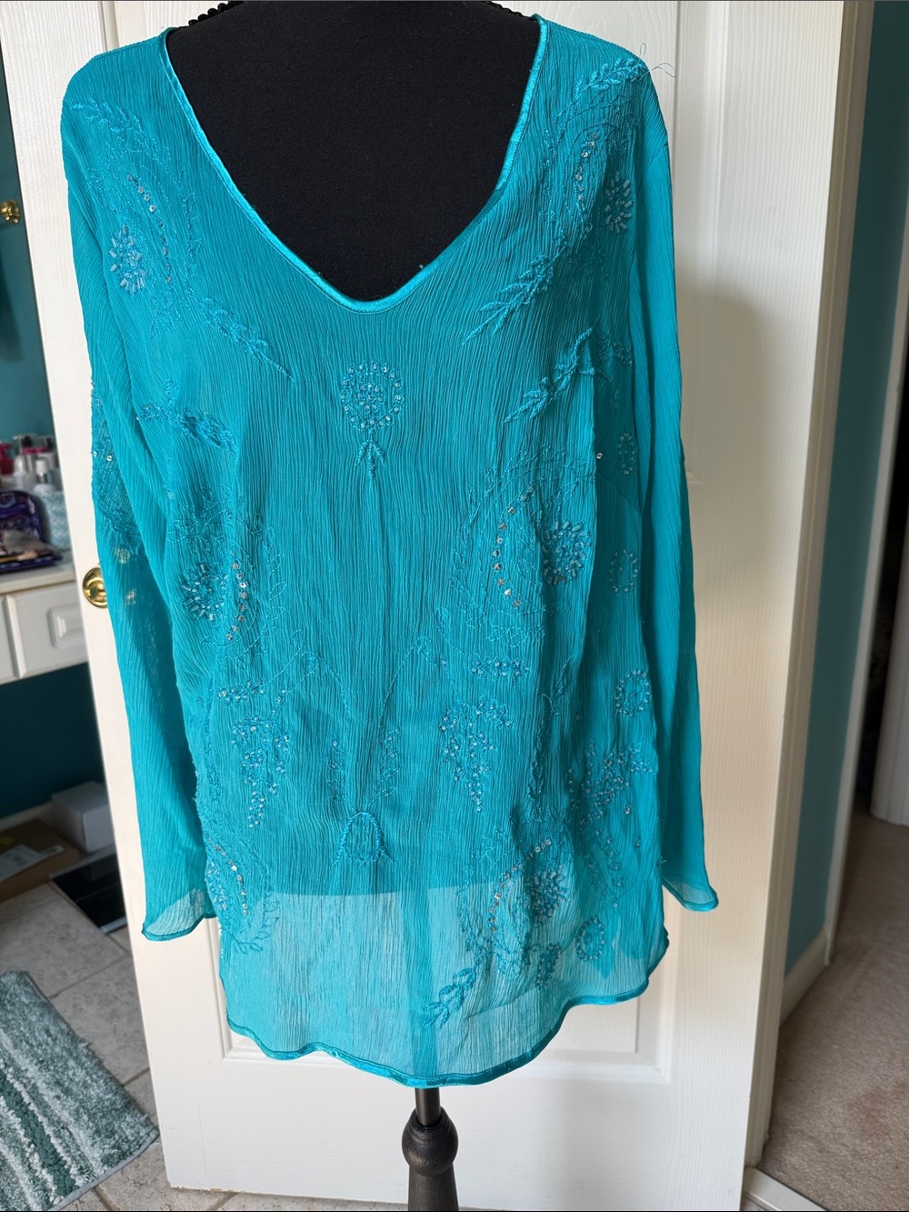Venezia Embroidered V-Neck Long Sleeve Tunic in Teal Blue